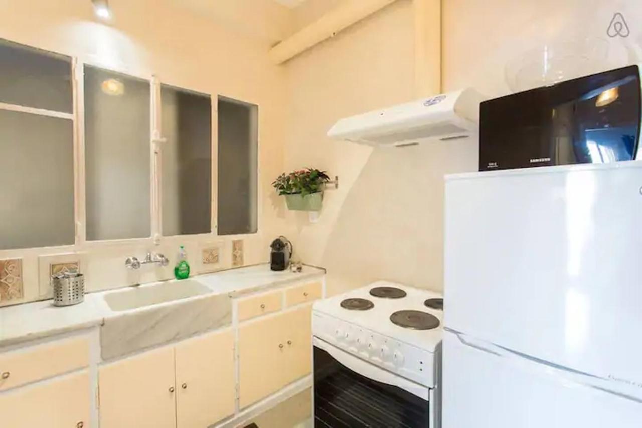 Openair Hot Tub/Big Balcony/Great Boutique Apt Athens Exterior photo