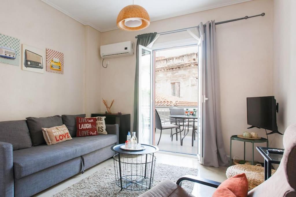 Openair Hot Tub/Big Balcony/Great Boutique Apt Athens Exterior photo